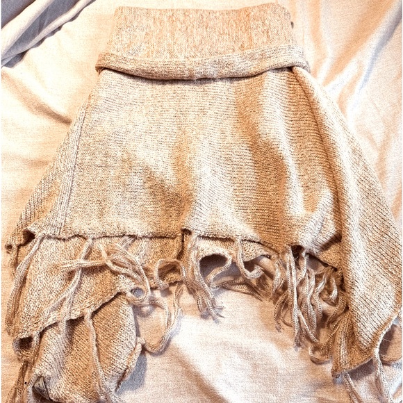 Pink Bass Shawl - Picture 1 of 3